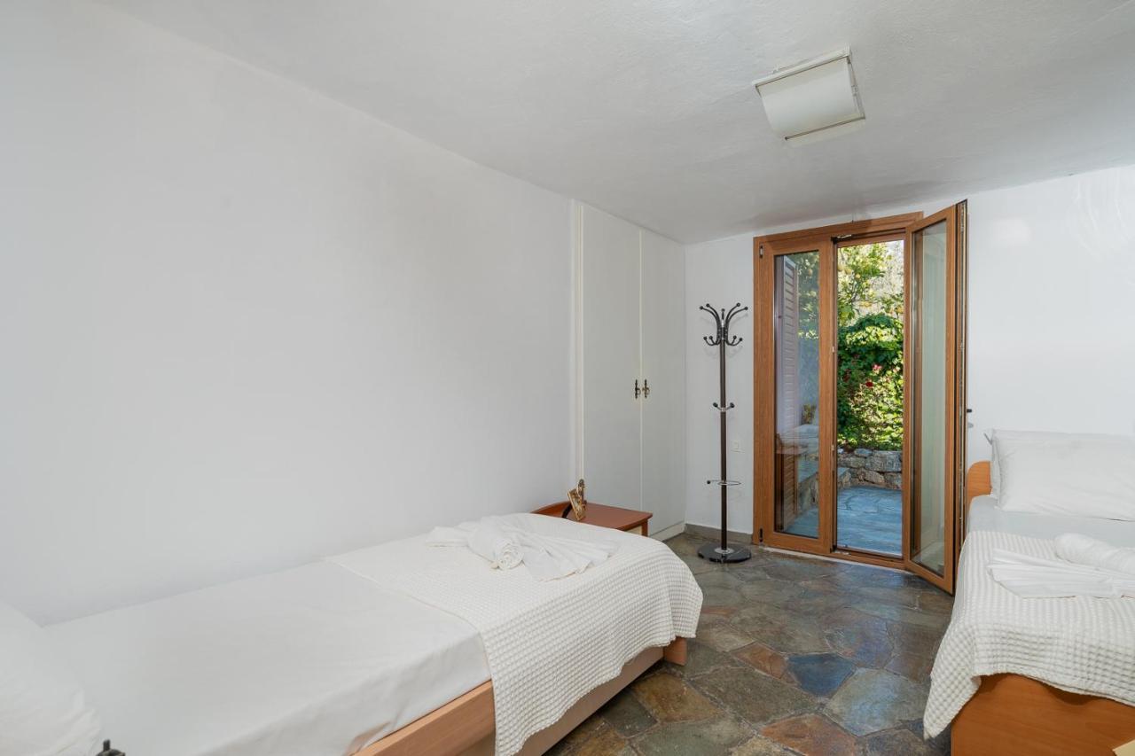 Villa Beis Pórto Ráfti Kültér fotó
